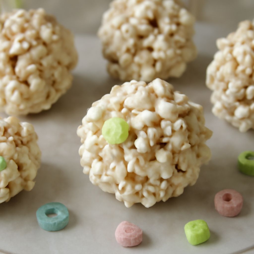 Delicious popcorn balls and easy recipe for popcorn balls